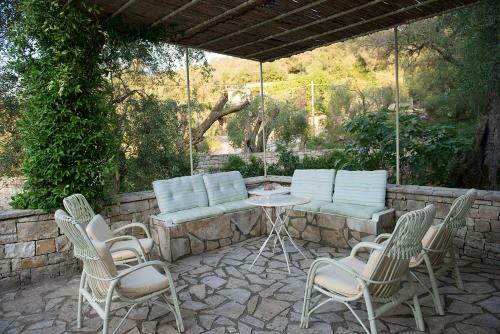 Paxos' Villa - Pool & AC