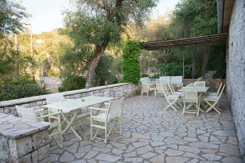 Paxos' Villa - Pool & AC