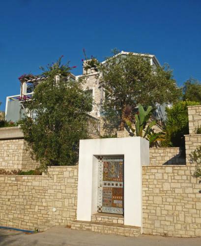Hostal Opera House Paxos