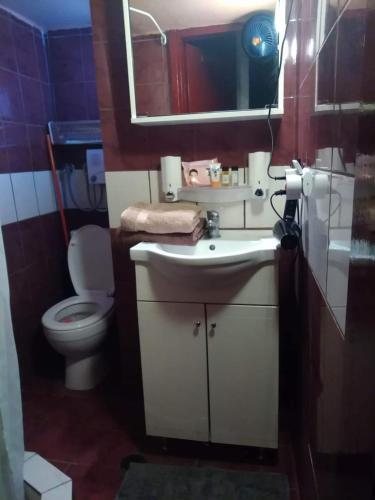 Small Apartment, Central, With Balcony...