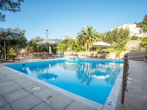 Alluring Apartment In Lesvos Island With Swimming Pool