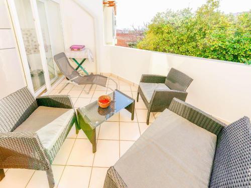 Apartment Captain, Gajac, Near The Beach