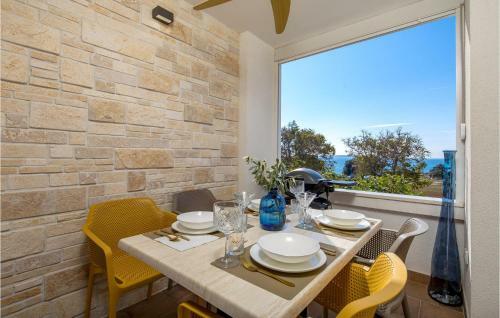 Amazing Apartment In Gajac With 2 Bedrooms