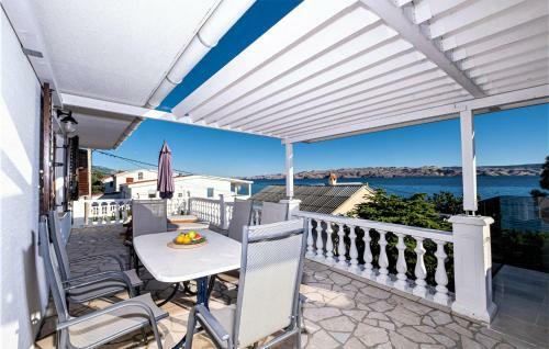 Awesome Apartment In Ribarica With 2 Bedrooms