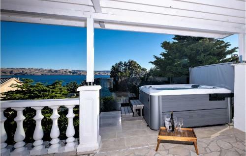 Awesome Apartment In Ribarica With 2 Bedrooms