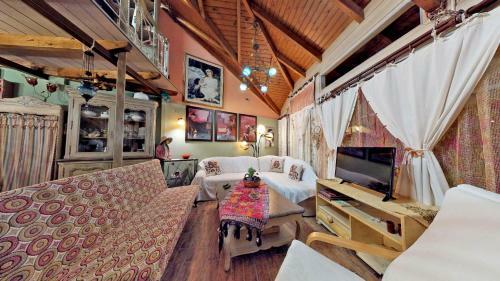 Art House