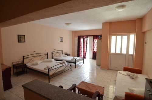 Hostal Kardanis House