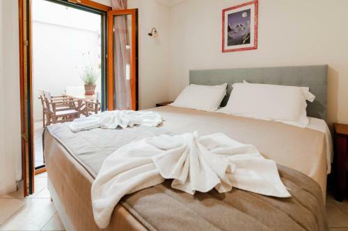 Zorbas Apartments