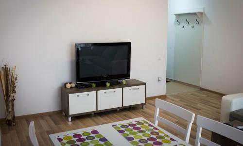 Teodora's Center Apartment