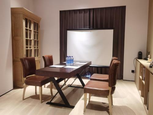 Thetang Hotel