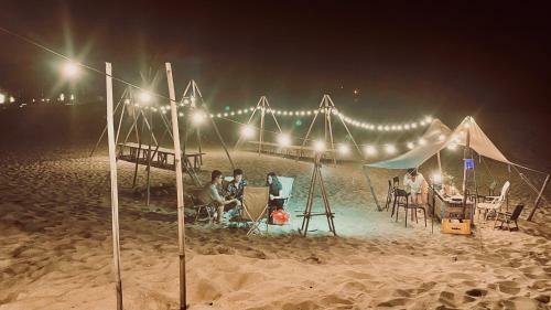 Manda Camp