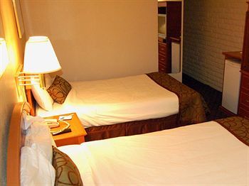 Hotel Howard Johnson Inn Cincinnati