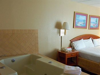 Hotel Howard Johnson Inn Cincinnati