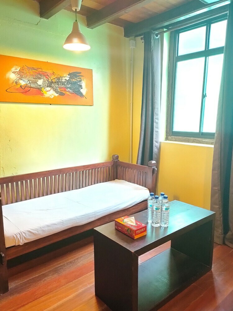 Hostal Lang Hoose