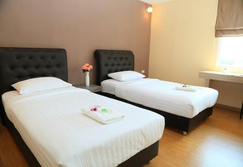 Hotel Tripletreesvillage
