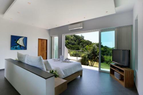 Villa Beyond-namaste 15 Bedroom Fully Staffed Seaview Villa