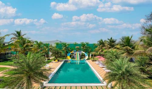 Villa Saffronstays Palm Paradise