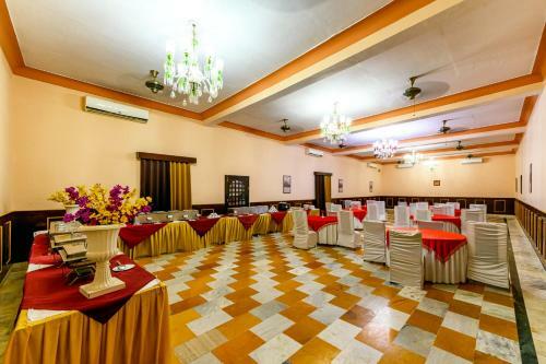 Hotel Raj Mahal The Palace