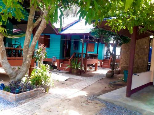 Hostal Free Concept Beach Resort