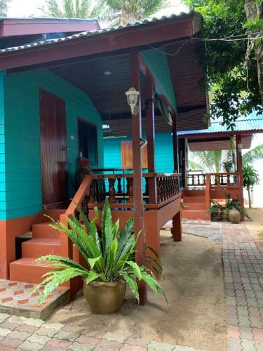Hostal Free Concept Beach Resort