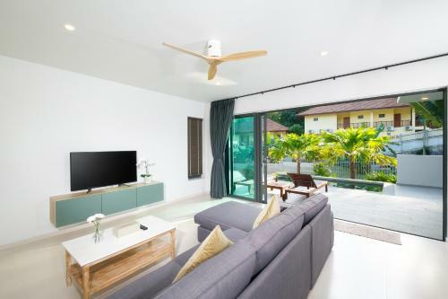 T Villas