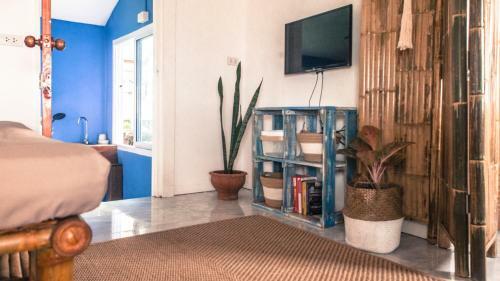 Blue Moon Beach Hut