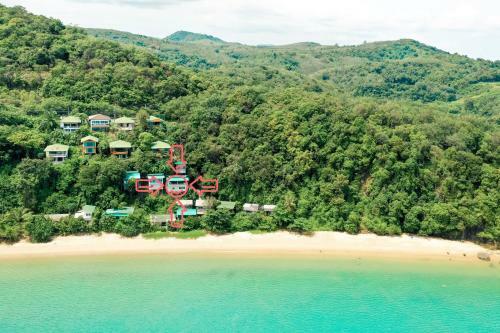 Phuket Beachside