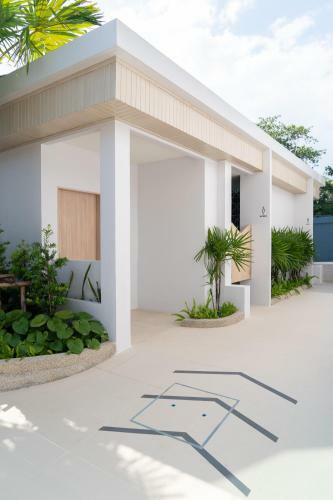 Hotel Panwaburi Beachfront Resort - Sha Extra Plus