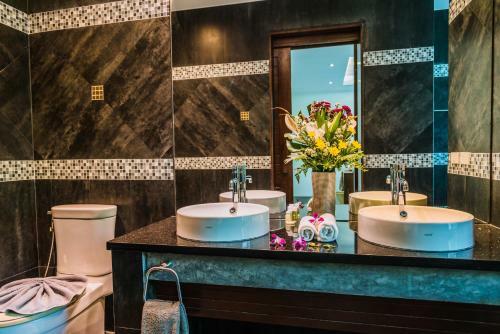 Villa Kamala Nature Th05