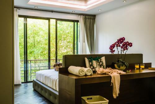 Villa Kamala Nature Th05