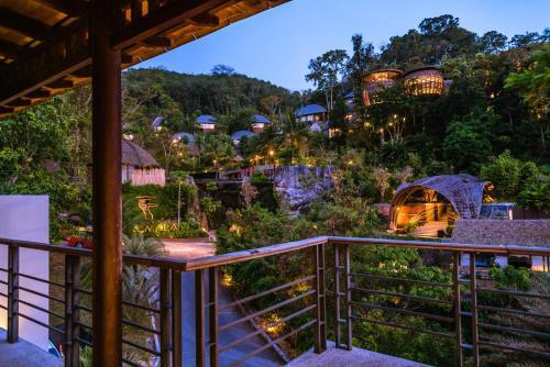 Villa Kamala Nature Th05