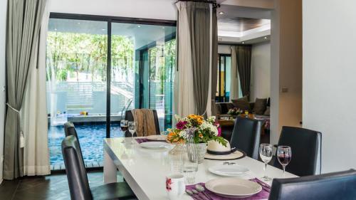 Villa Kamala Nature Th05