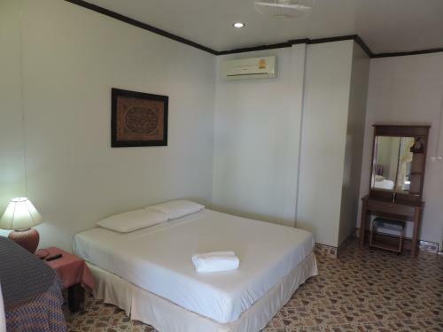 Orchid House Kamala Beach