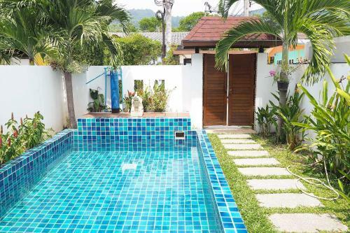 Kamala West Villas By Lofty