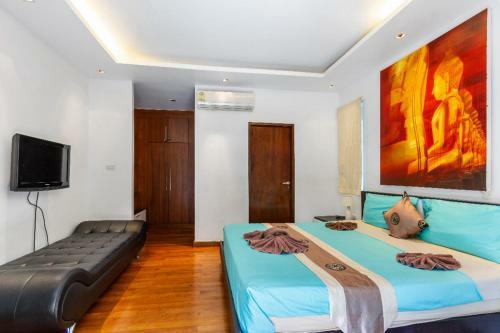 Walk 700m To Kamala Beach Comfortable And Spacious Two-story Villa