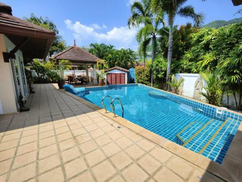 Sea Breeze Villa