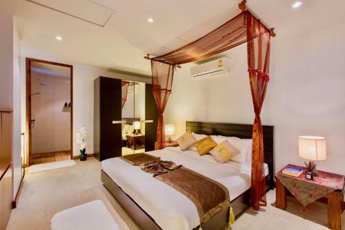 Gorgeous Thai Villa With Pool And Hilltop Seaviews