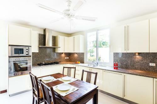 Baan Kaja Villa By Lofty