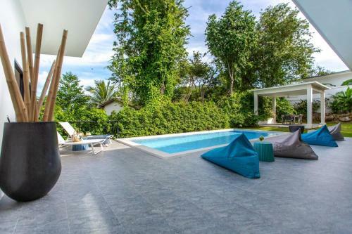 Villa Lotus 3 Bedrooms 500m From The Beach