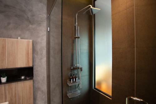 Apartamento New Cozy Design Studio At Nai Harn Beach