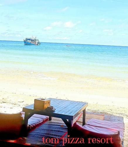 Hotel Tom Pizza Resort