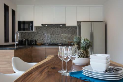 Villa Divina - Stunning Pool Villa 3 Mins Walk To Beach