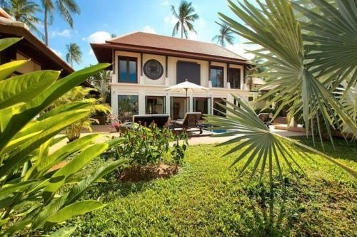 3 Bedroom Beach Pool Villa