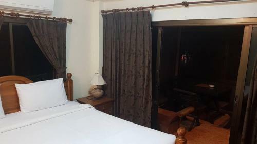 Hostal Niracha Chaweng House