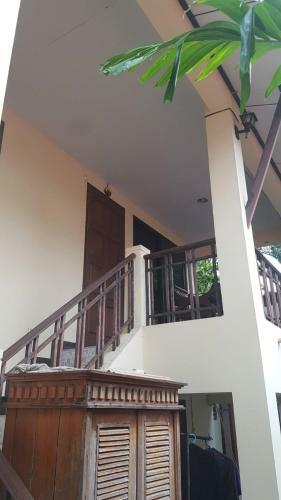 Hostal Niracha Chaweng House
