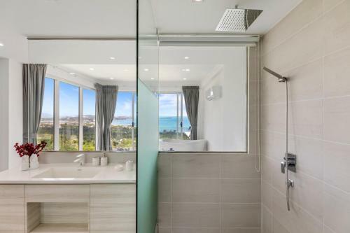 Emerald Villa 3 Br Sea Views