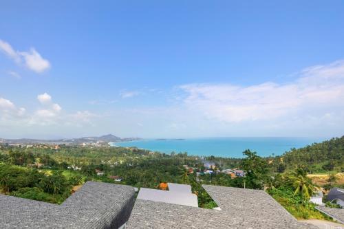 Emerald Villa 3 Br Sea Views
