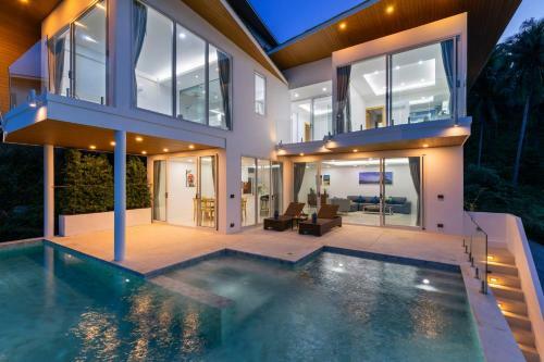 Emerald Villa 3 Br Sea Views