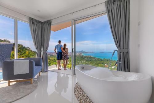 Chaweng Noi Luxury Morden Style 4-br Dream Villa