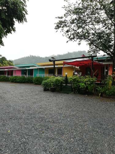 Banrimkhao Pakchong